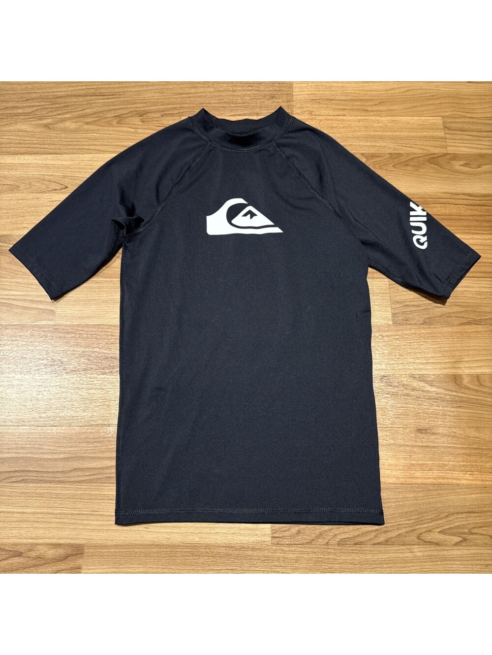 Quiksilver Made for Surfing Short Sleeve Kids Rash Guard UPF 50+ Black 12 M